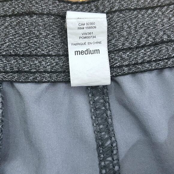 VUORI Tavi NWOT Athleisure Shorts MEDIUM Running Fitness Recycled Athletic - Picture 8 of 8